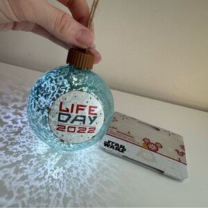 Disney Sketchbook Ornament 2022 Life Day Orb - Lights Up